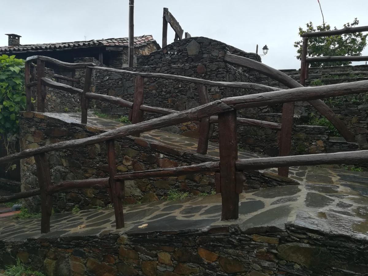 Casinha Do Talasnal Lousã Esterno foto